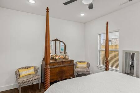 The Warhol - Pet-Friendly Apartment بنتونفيل المظهر الخارجي الصورة